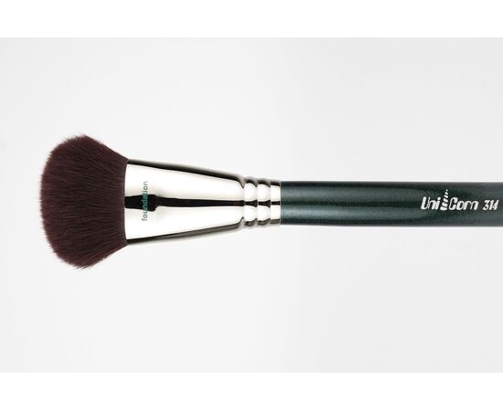 314 UniCorn - Oval brush from antibacterial synthetic "foundation"