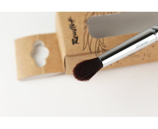 302 UniCorn - Round brush from antibacterial corn synthetic "detailer"